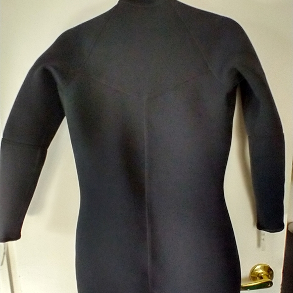 Neosport wetsuit size L - Picture 3 of 12